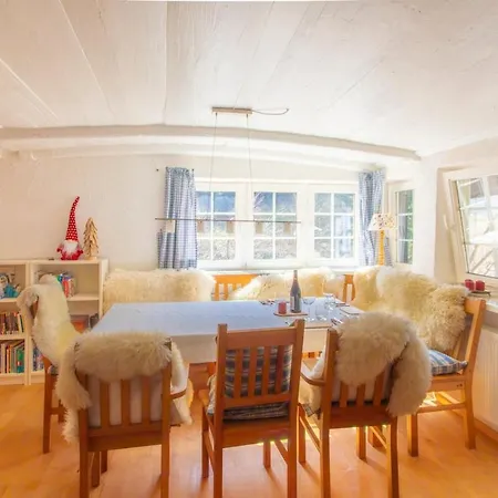 Schwarzwaldhuette Am Bach Mit Sauna Tatil Evi *